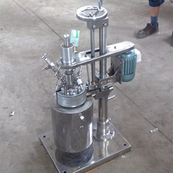 升降翻轉快開反應釜 升降翻轉快開反應釜